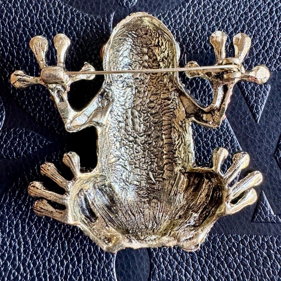 New XL Gorgeous Faceted Austrian Crystal Frog Statement Pin Brooch - 2.50” - Picture 8 of 8